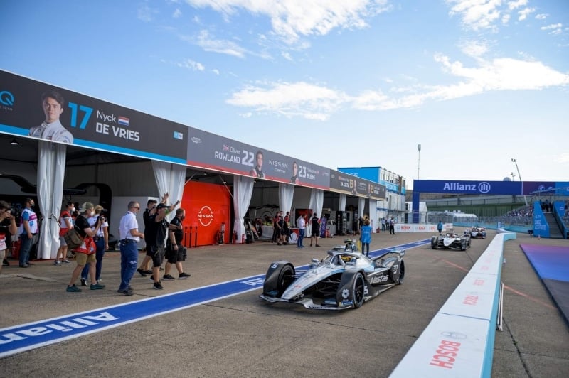 The Business of Motorsport For August 19, 2022-Return of a Legend 5 Mercedes Formula E Team