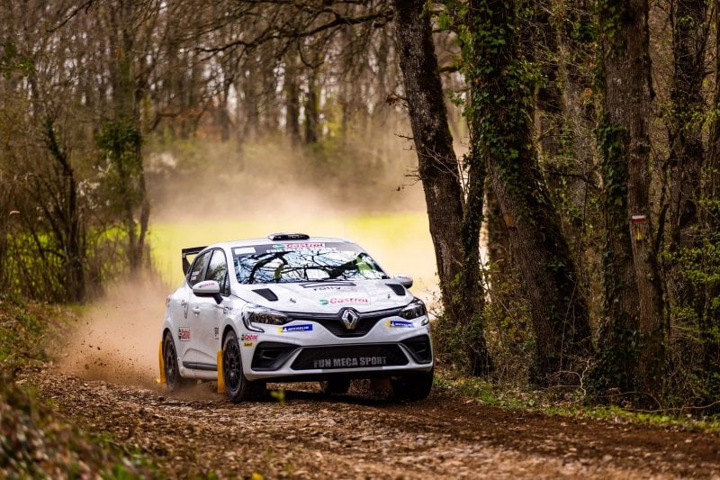 New Radical SR1 XXR & Driving Circuit De La Sarthe 5 Clio Rally3