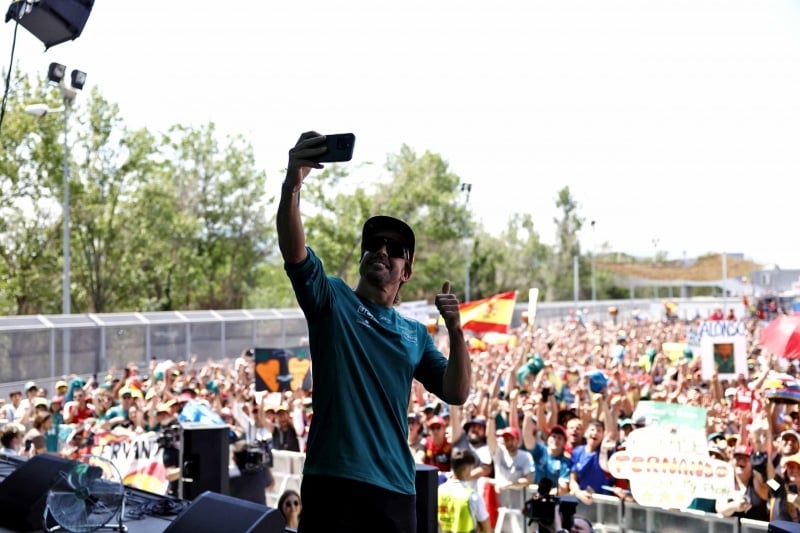 Making an Authentic Connection with Your Fans 2 Making an Authentic Connection with Your Fans