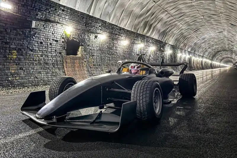 How to Be a Better Race Driver