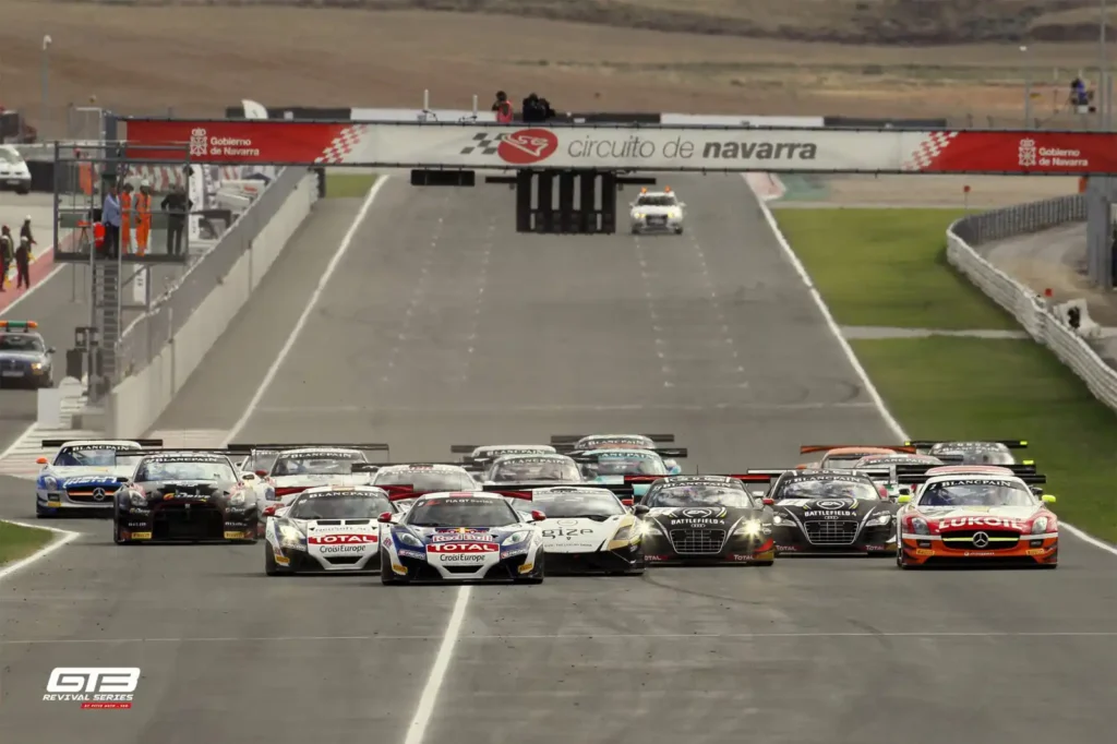 How to Learn a Race Track 6 How to Learn a Race Track