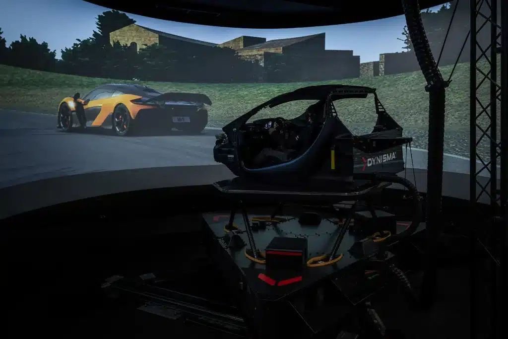 Home 10 Dynisma DMG-1 Simulator