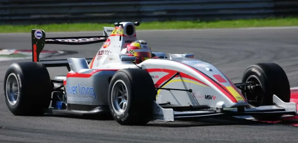 M1 Radical Driving Academy Launched 7 M1 Radical Driving Academy Launched