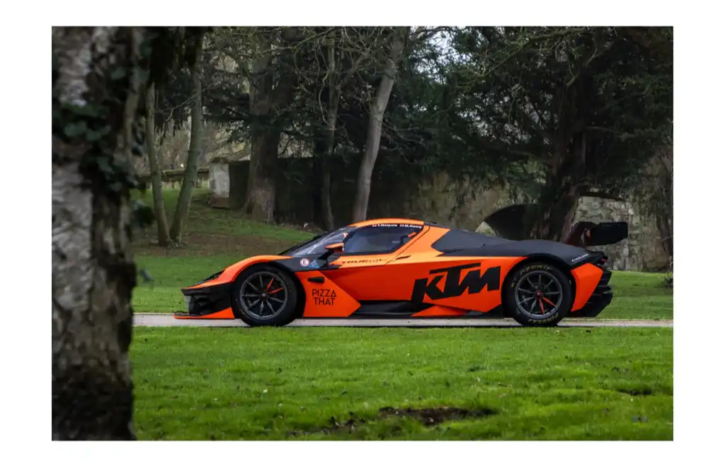 Lamborghini Temerario GT3 Debuts on Track This Weekend