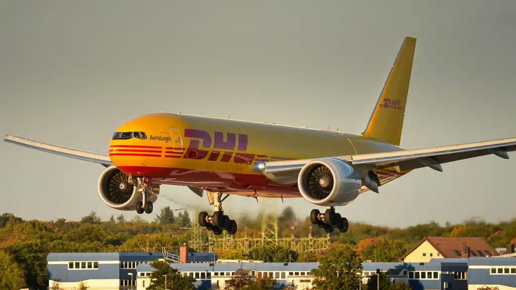 Home 13 Sustainability with DHL and F1