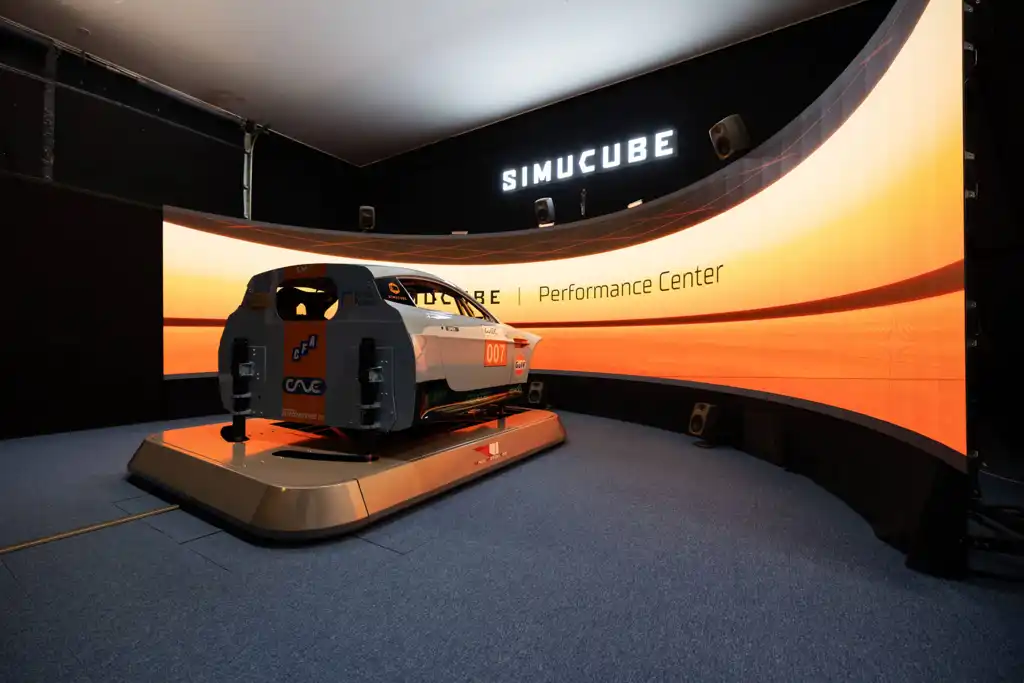 How a GT4 Driver Prepares on the Sim 3 How a GT4 Driver Prepares on the Sim