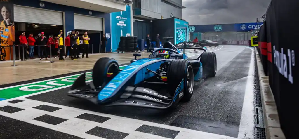 Sim Racing vs Real Racing: 3 Lessons the Track Teaches That Sims Can't