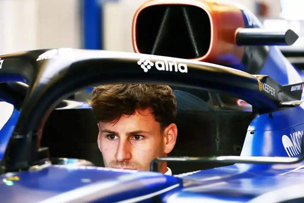 Victor Martins on Being an F1 Simulator Driver