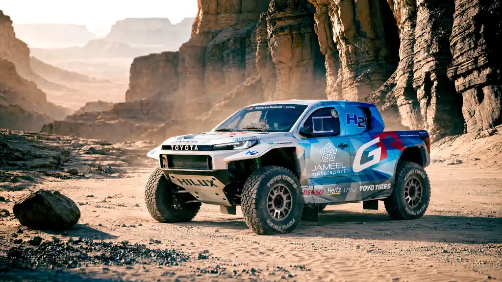 Home 14 Gazoo Racing DKR GR FC Hilux