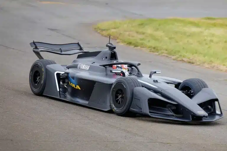 Lola's sustainable motorsport strategy - Lola Formula E Race Car