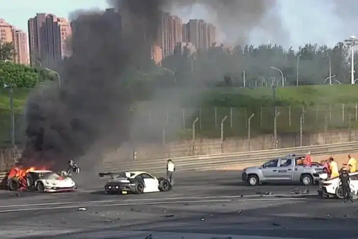 Home 14 China GT Crash 2026